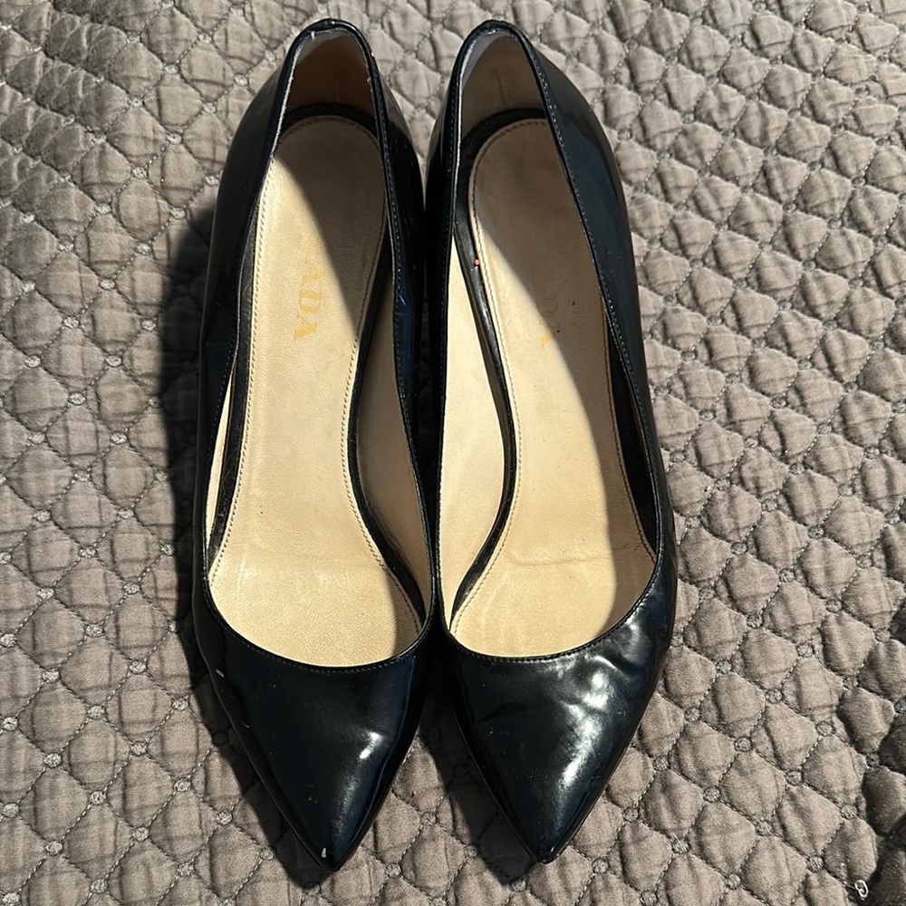 Prada Leather Black low pumps